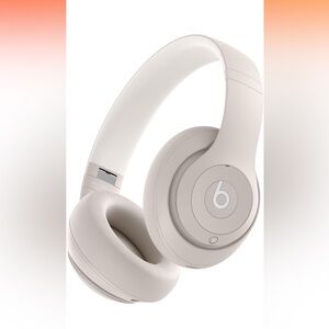 Beats Studio Pro